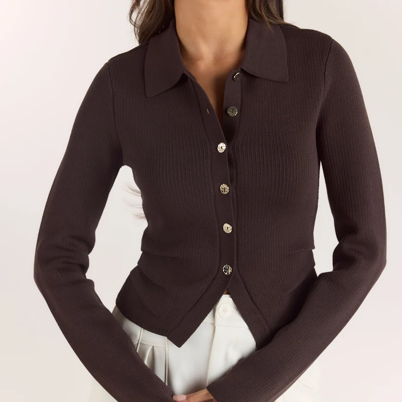 Gerippte Strickjacke - Schokolade
