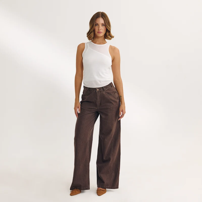 Dipped-Waist Wide-Leg Jeans - Espresso