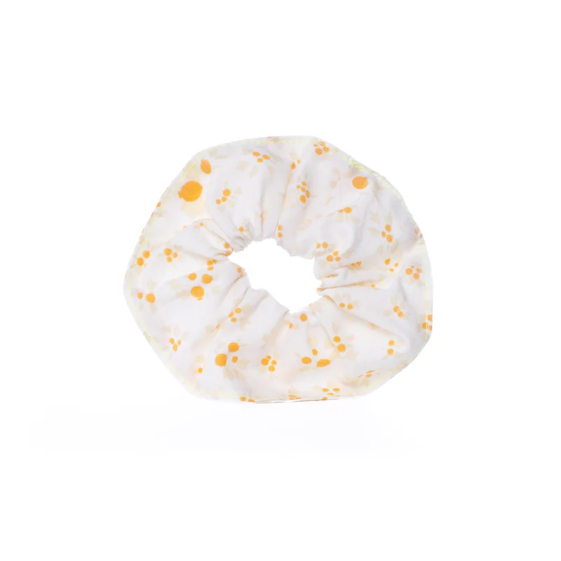 Nachhaltiges Scrunchie aus Omi's alter Bettwäsche - Unikate - Made in Germany