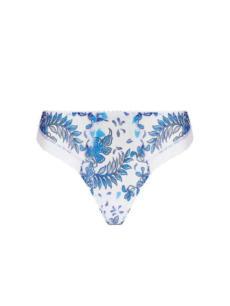 Antigel von Lise Charmel – Patio Fraicheur Italian Brief Bleu Azul
