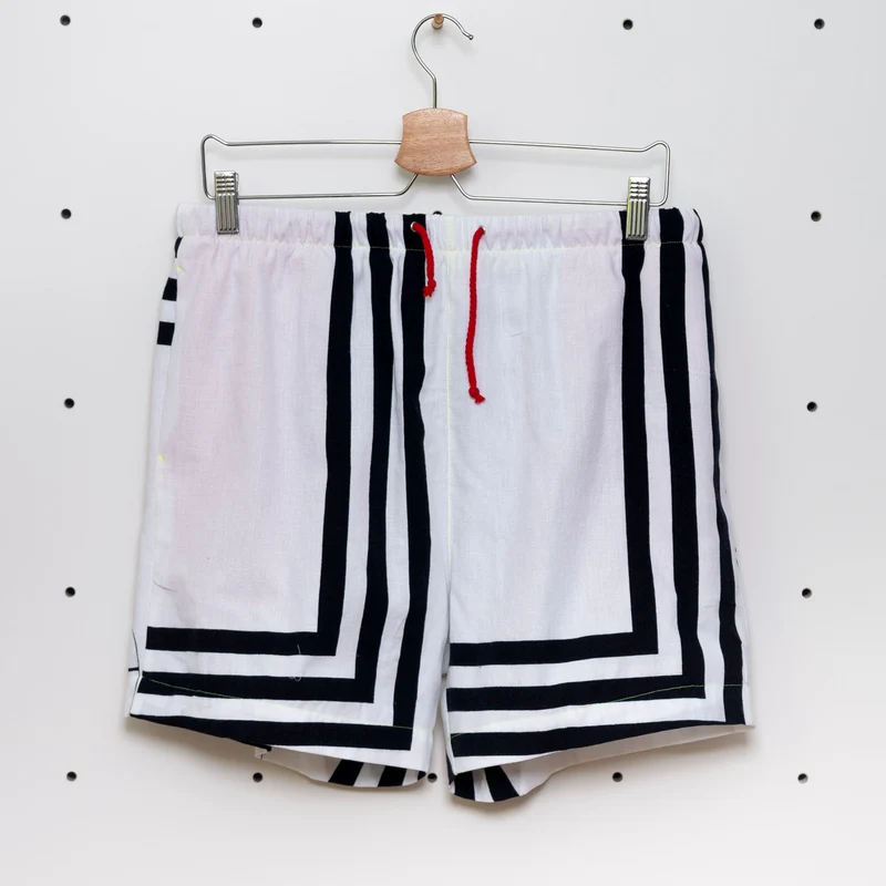 Nachhaltige Kurze Hose Gr. L - Made in Germany