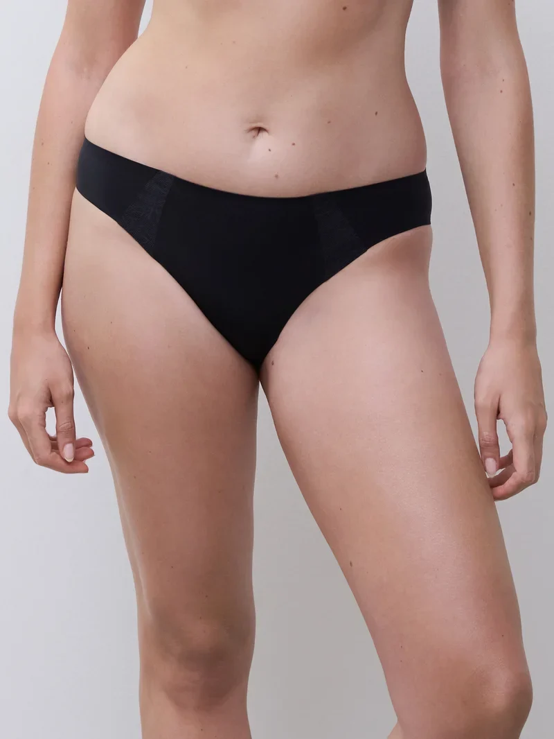 Chantelle - Slip aus reiner Spitze in Schwarz