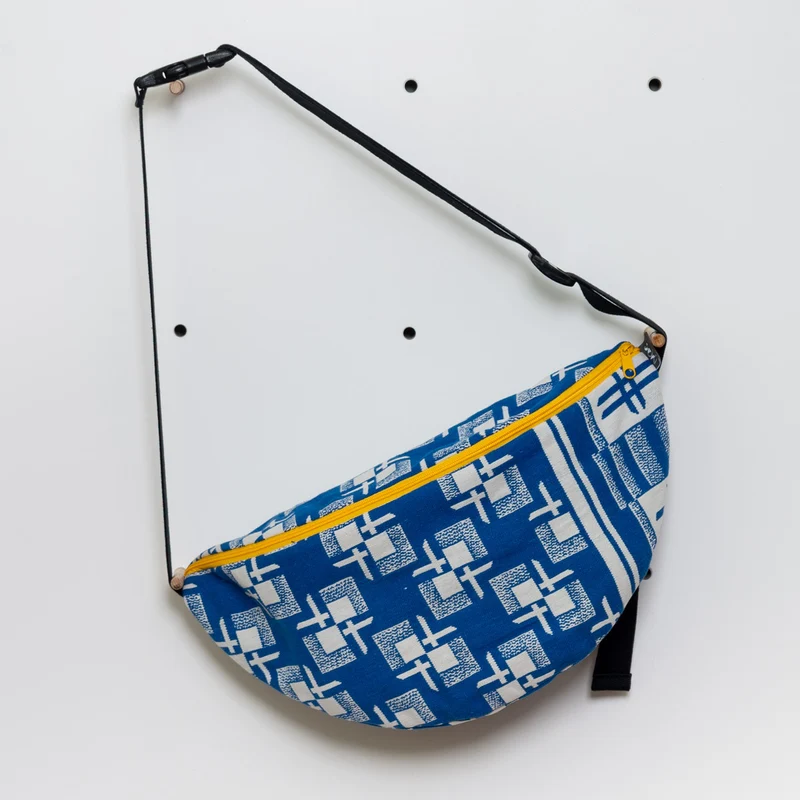Nachhaltige Upcycling Hip Bag - Made in Germany
