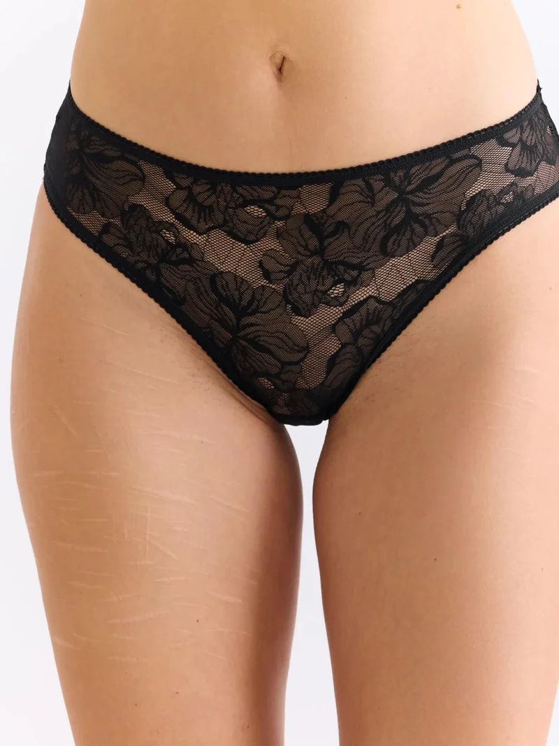 Sleek Lace Slip