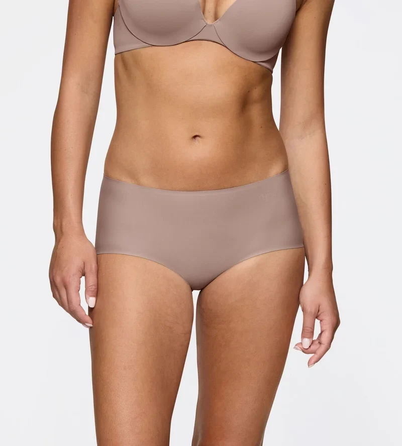 Triumph – Body Make-Up Essentials Illusion Shorty Ex Nude Beige